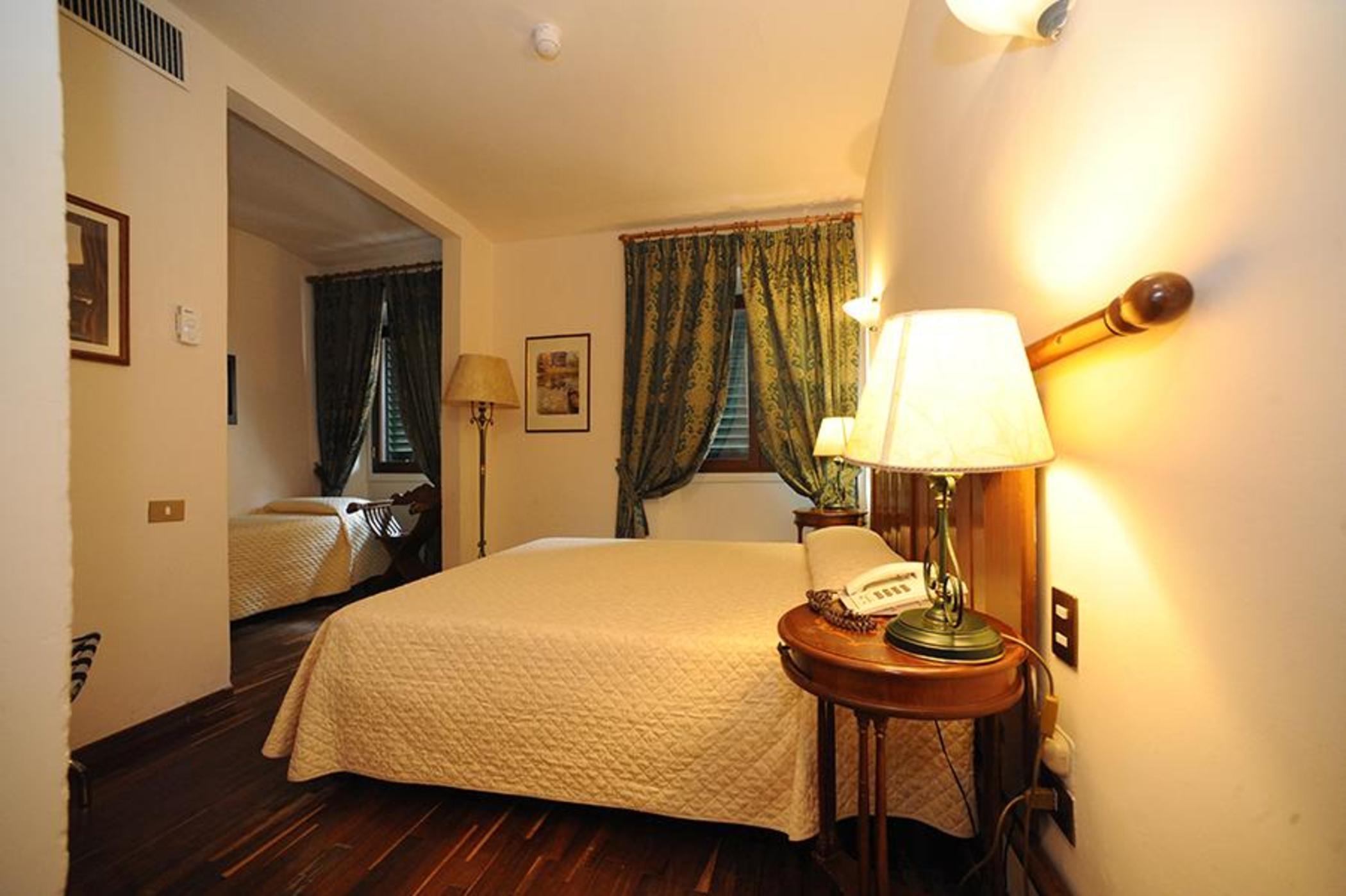 Hotel Le Due Fontane Florence Ngoại thất bức ảnh